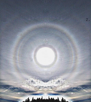Illustration for article titled These double ice halos could make you believe in a cosmic designer
